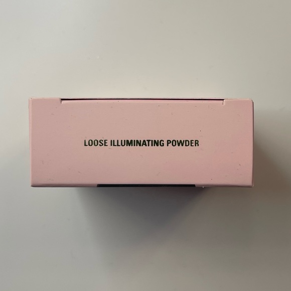 Kylie Cosmetics - Loose Illuminating Powder (Birthday Collection) - Picture 2 of 4